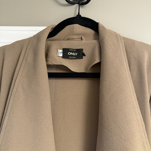 ONLY Taupe Trench - Picture 2 of 5